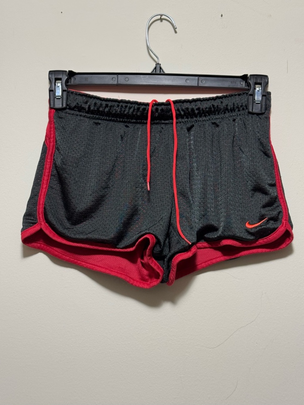 Nike Dri-Fit Black Red Running Shorts Women’s Small